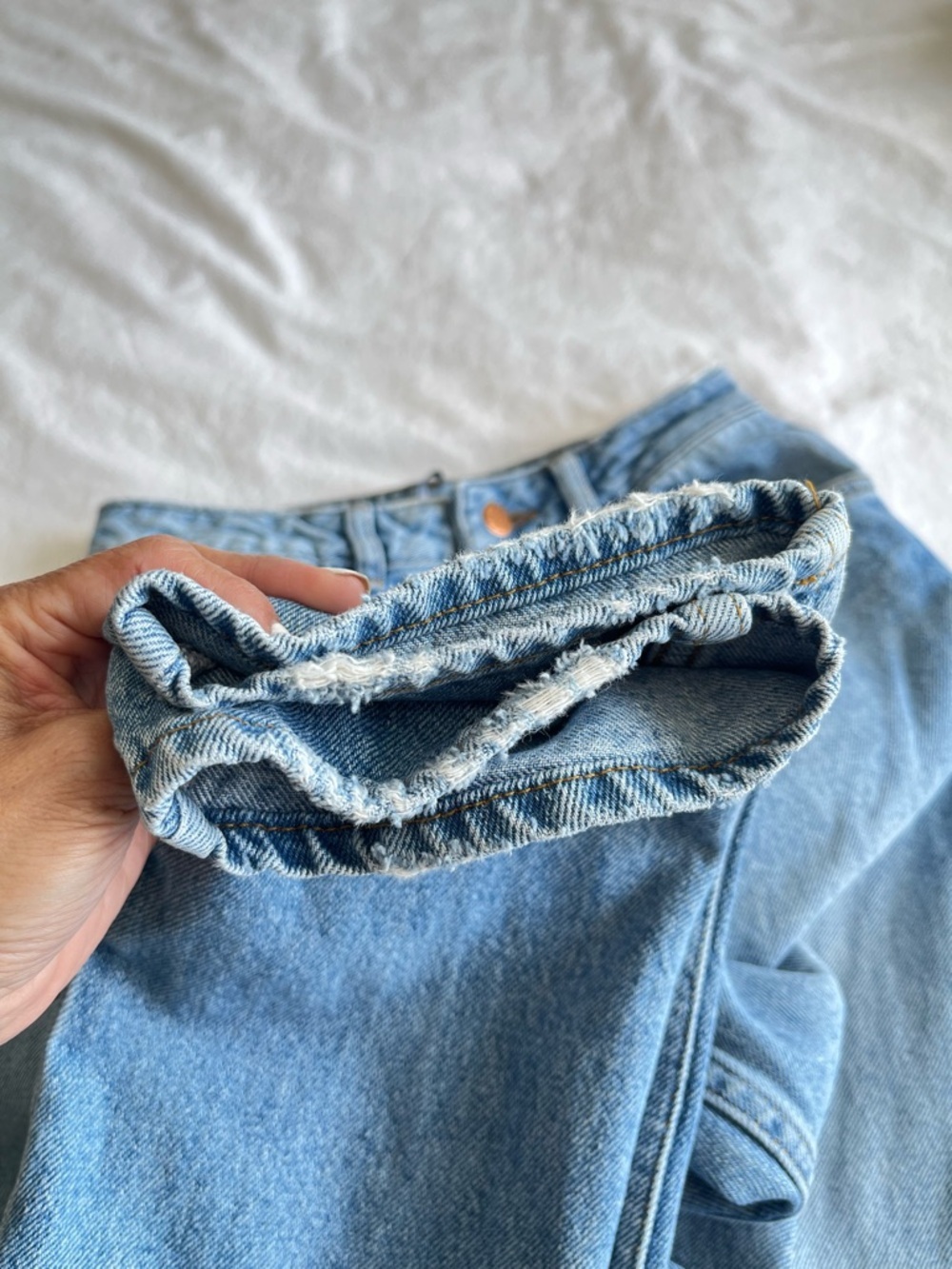 Reclaimed Vintage ASOS Light Wash Mom Jeans Sz 24 Straight Leg 90s Style Y2K - Picture 9 of 15